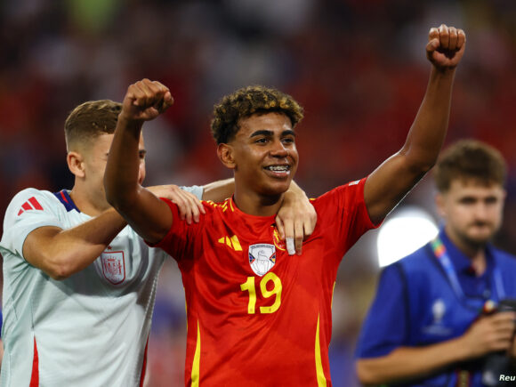 Yamal’s decision to represent Spain rather than Morocco is explained by Regragui