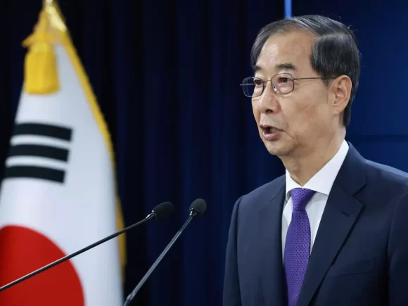Han Duck-soo, the acting president of South Korea, is anticipated to step down prior to the presidential bid