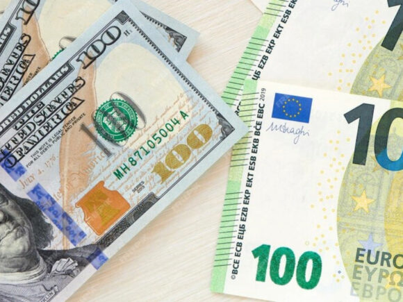 Exclusive: Amid geopolitical realignments, Ukraine contemplates switching from the dollar to the euro