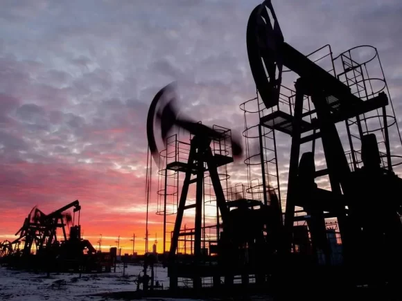 Oil barely changed as investors watched China data and Iran-US talks