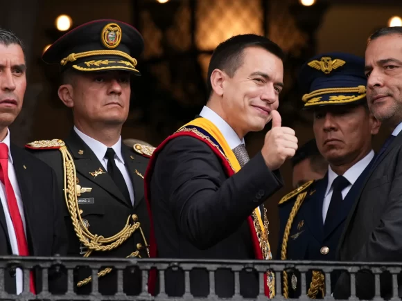 Noboa promises to cut down on killings and grow the economy at his inauguration