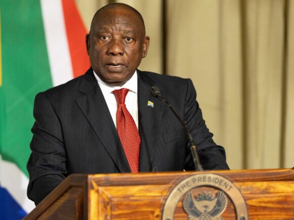 Ramaphosa calls white South Africans who leave the country “cowards” after the US lets them stay as refugees