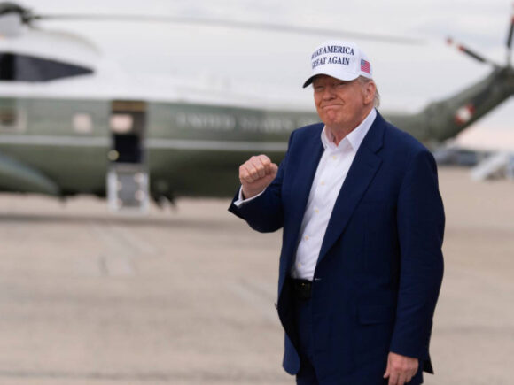 Trump says the US should concentrate on producing tanks rather than t-shirts