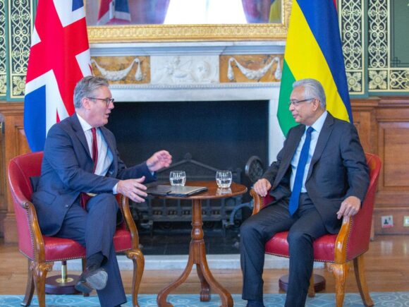UK signs £10bn deal with Mauritius to take back Chagos and secures 99-year military base lease, despite opposition from Chagossian