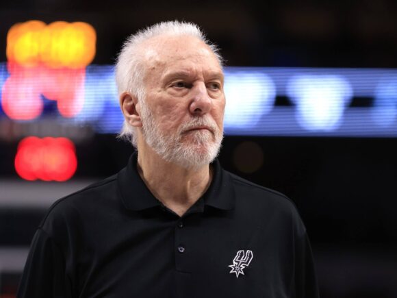 Popovich resigns as Spurs coach to take on the role of club president