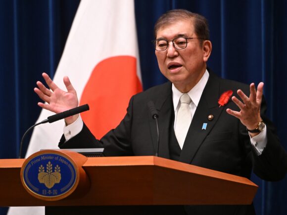 Japanese PM Ishiba calls current levies harmful and advocates for zero tariffs in US trade talks