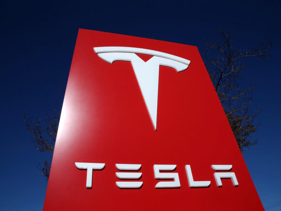 Tesla will start shipping parts from China to the US again after the trade truce