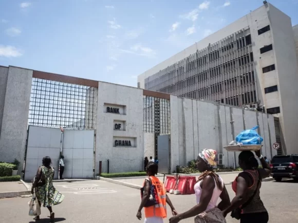 The Ghanaian central bank holds off on raising the key rate as inflation declines