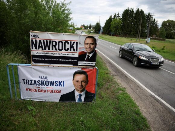 Tobacco pouches and punch-ups: The Polish presidential election becomes personal