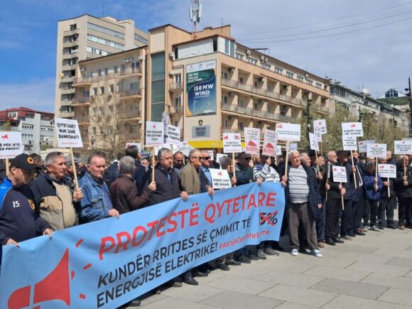 Kosovo Business Owners Rally Against Energy Market Reforms Amid Rising Electricity Costs