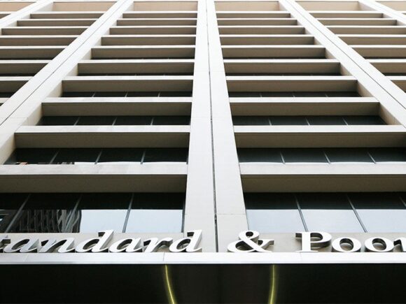 S&P says South Africa needs faster growth to get a better rating