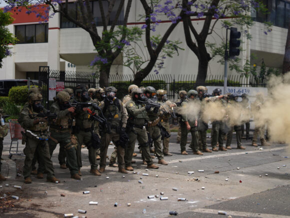 Trump uses the National Guard while anti-immigration rallies in Los Angeles continue