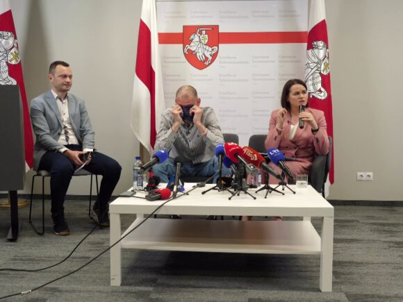 Belarus’ opposition pair will continue to push for political prisoners’ freedom