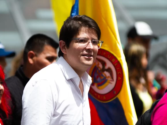 Miguel Uribe, a Colombian presidential candidate, was shot and a suspect was taken into custody