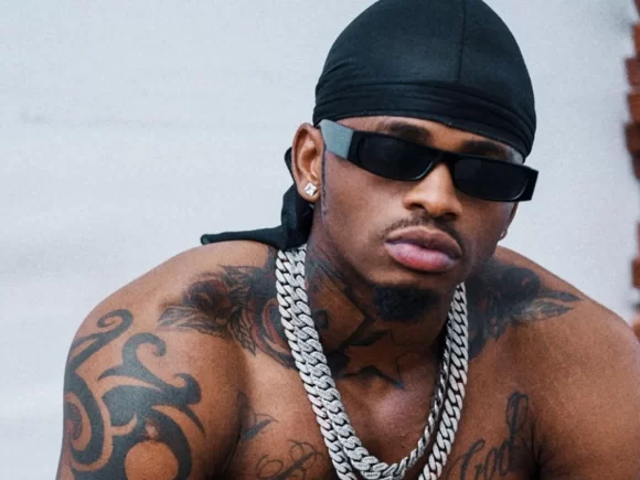 Diamond Explains His Desire to Have Ten Children to His Fellow Artists