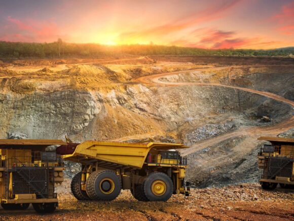 Mali begins building a gold refinery supported by Russia