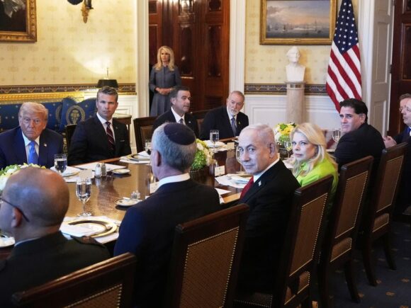 Palestinian officials claim that ceasefire talks between Israel and Hamas are in danger of failing