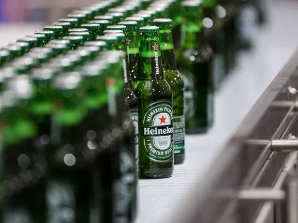 Heineken’s stock declines as investors are alarmed by tariff worries