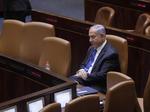 Netanyahu is under increasing political pressure as the coalition party pulls out