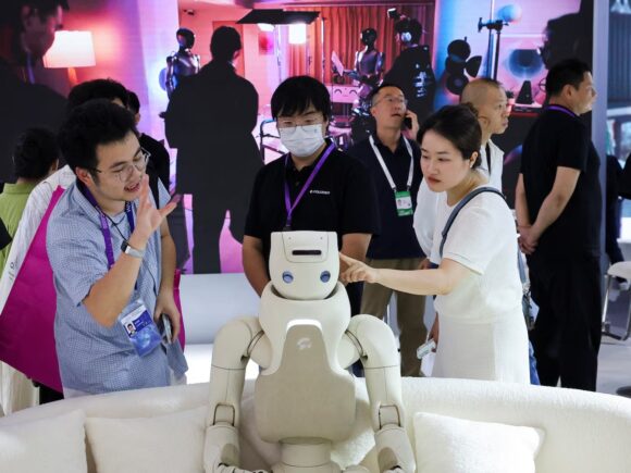 China suggests a new international AI collaboration group