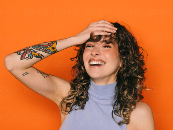 A study suggests that individuals with vibrant and joyful tattoos are perceived as more agreeable