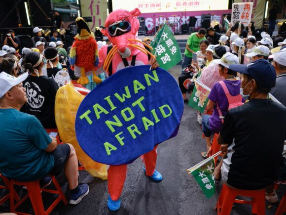 Chinese Authorities Support Taiwan’s Opposition Before a Vital Recall Vote