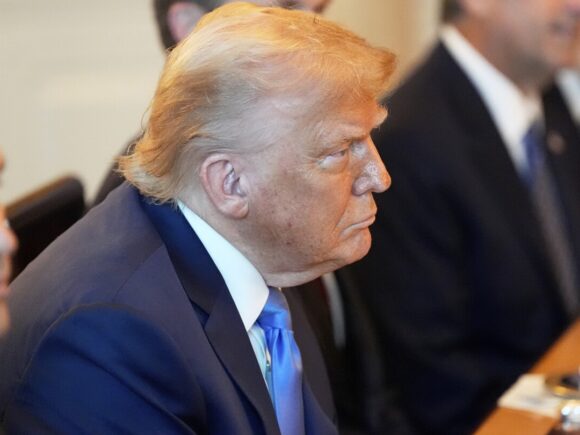 Trump Issues Serious Tariff Threats Against 14 Countries—South Korea, Japan, and Others May Face Up to 40%