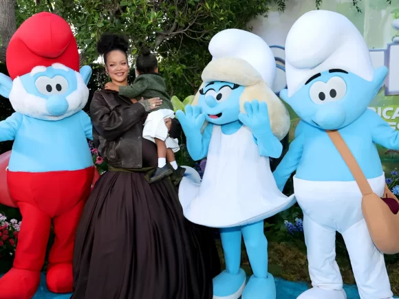Star of the Smurfs Rihanna Shares a Strong Connection with Smurfette!