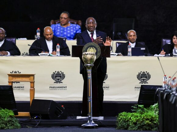 South Africa wants $500 million in foreign exchange after the budget deadlock is resolved