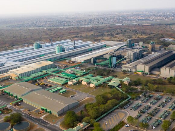 South32 indicates that the Mozambican aluminum smelter is impaired