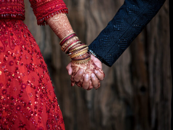 Dubai Offers Newlyweds Paid 10-Day Marriage Leave