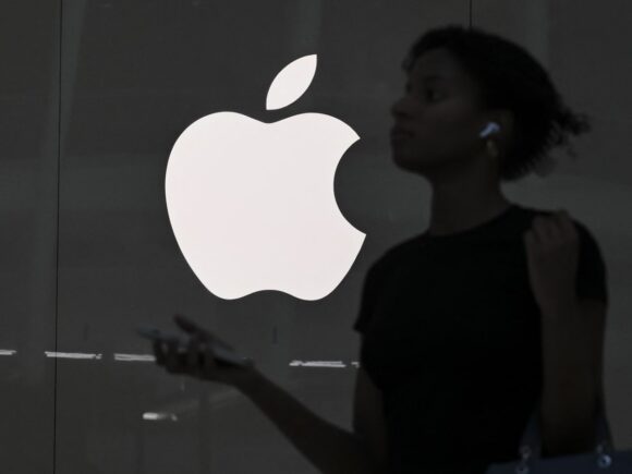 The UK has agreed to remove the “backdoor” mandate for Apple, according to US spy chief Gabbard