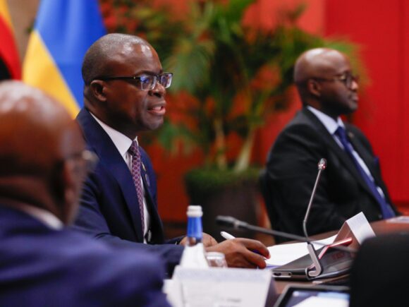 Zimbabwe and Rwanda sign five agreements in important areas