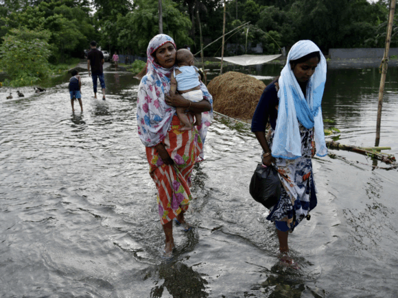 WHO links decreased life expectancy to climate change