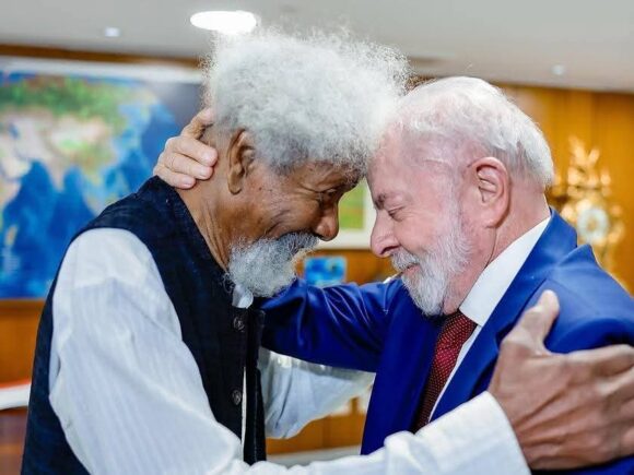 Wole Soyinka Presents “Myth, Literature, and the African World” to Brazilian President Lula