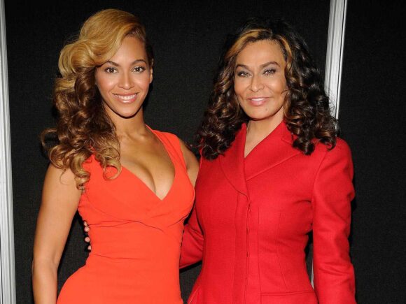 Beyoncé begs her mother to limit her social media posting