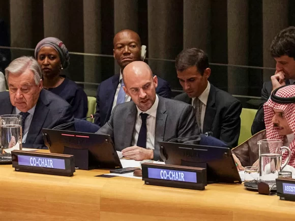 Arab and Muslim Nations Join International Call for Hamas to Disarm and Turn Over Gaza to the Palestinians