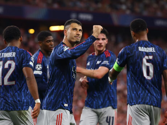 Arsenal wins 2-0 at Bilbao thanks to substitutes Martinelli and Trossard