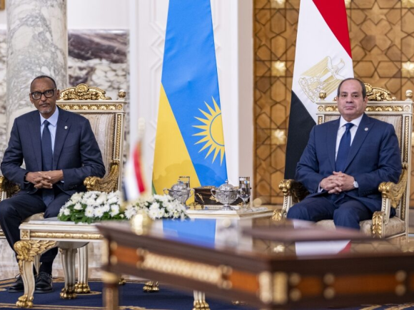 Kagame celebrates the signing of new agreements between Rwanda and Egypt