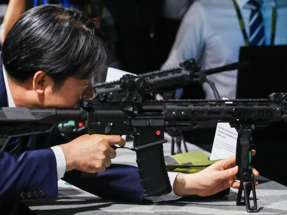 Taiwan is committed to self-defense, the president declares, concluding a week of defense-related activities