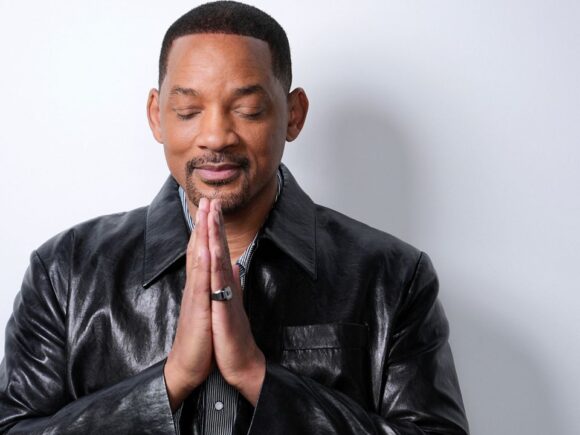 Will Smith Signs Paramount’s First-Look Contract