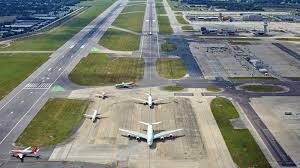 The UK government has approved Gatwick Airport’s £2.2 billion second runway