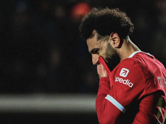 Liverpool fans turn on Salah after the dramatic benching