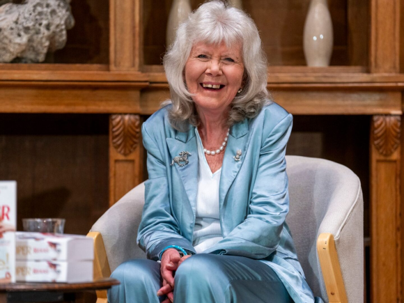 Famous Author Dame Jilly Cooper dies after falling at age 88