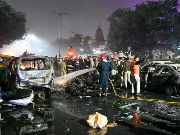 India detains a Kashmiri citizen for a car explosion in Delhi