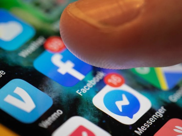 Malaysia will ban the use of social media by those under 16 starting next year