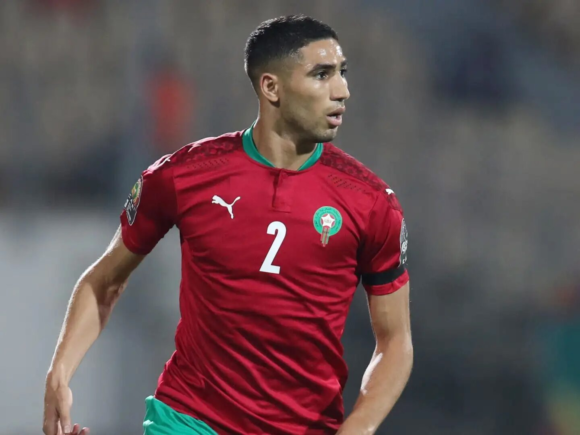 Achra Hakimi admires African Player of the Year Glory