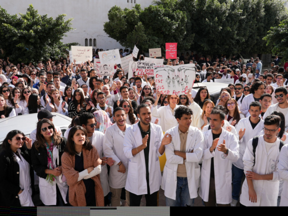 Doctors in Tunisia go on strike, claiming the health system is about to fail
