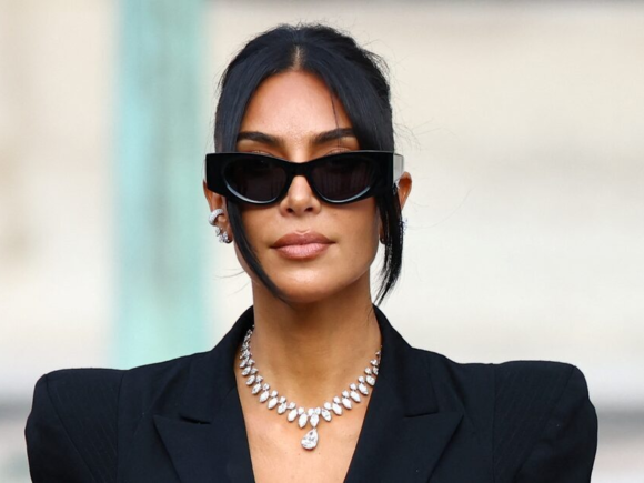 Kim Kardashian asserts that she is aware of the person who put a hit on her