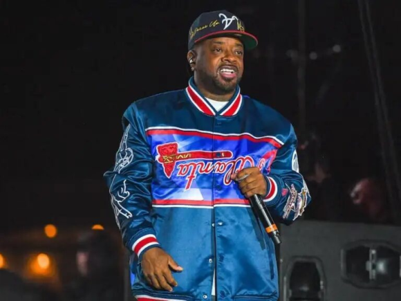 Jermaine Dupri criticizes the music industry regarding AI artists, questioning, “How is this any different than Milli Vanilli?”